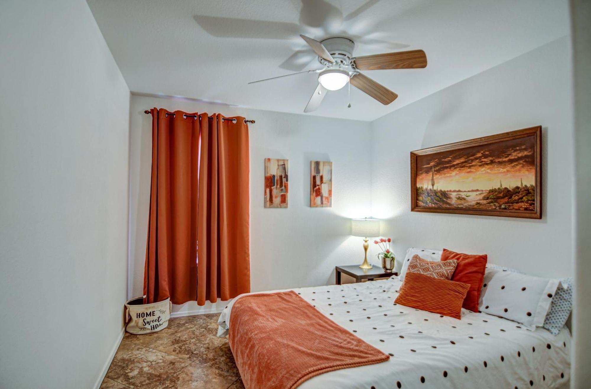 Route 66 Oasis In Downtown Gilbert With Heated Pool & Mini Golf Villa Luaran gambar