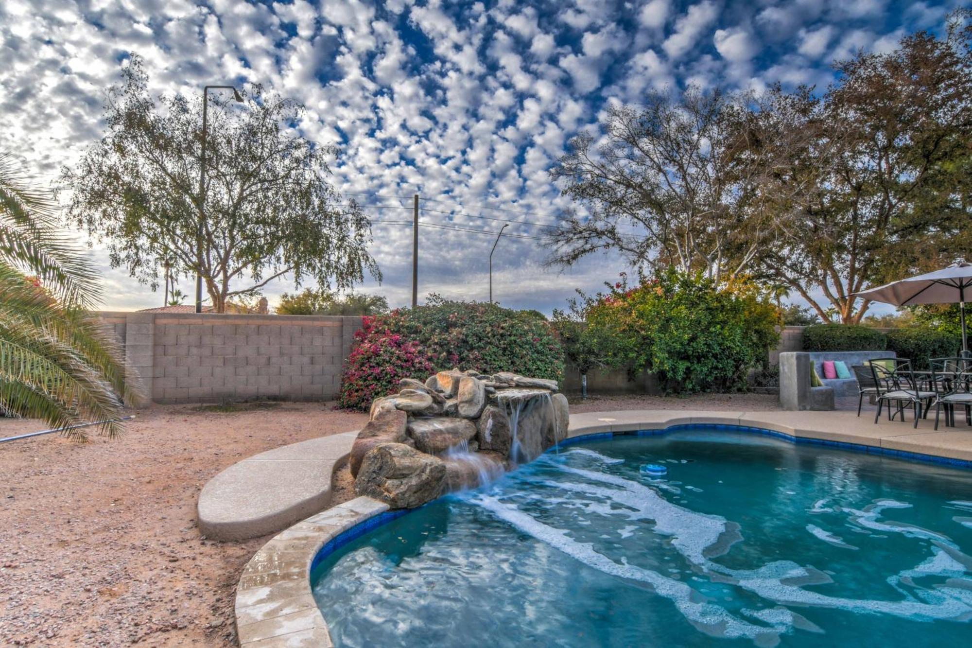 Route 66 Oasis In Downtown Gilbert With Heated Pool & Mini Golf Villa Luaran gambar