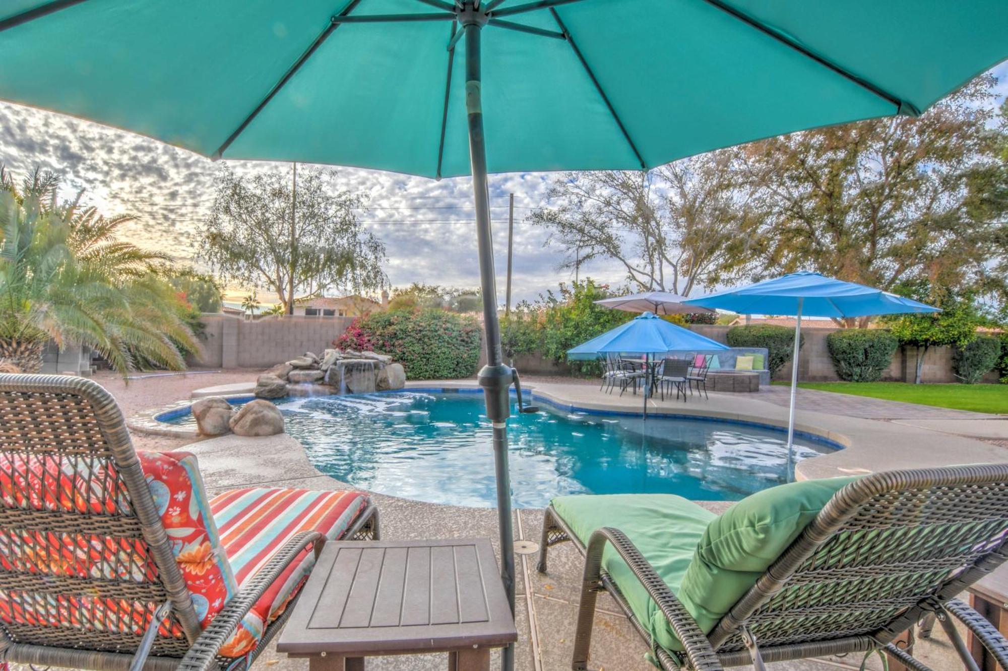 Route 66 Oasis In Downtown Gilbert With Heated Pool & Mini Golf Villa Luaran gambar